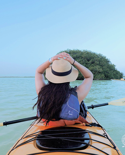 people in kayak